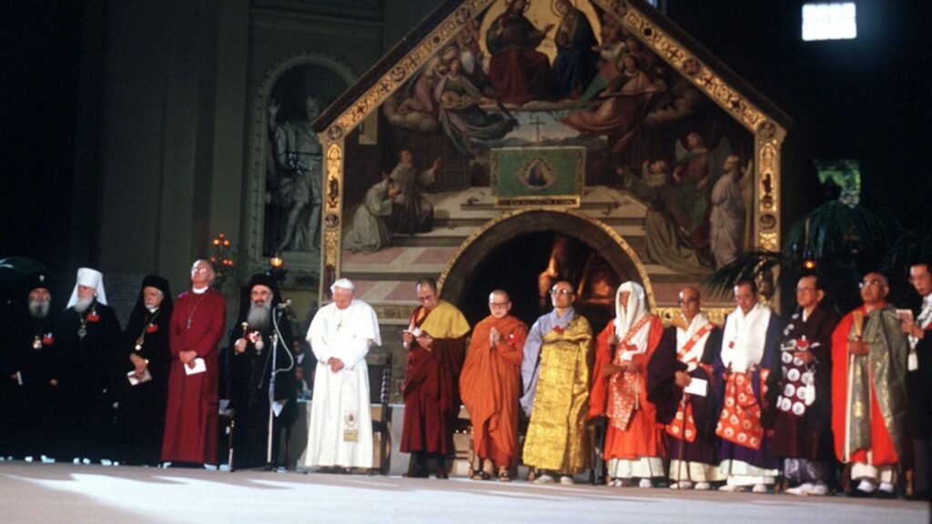 Jan Paweł II w Asyżu z przedstawicielami innych religii